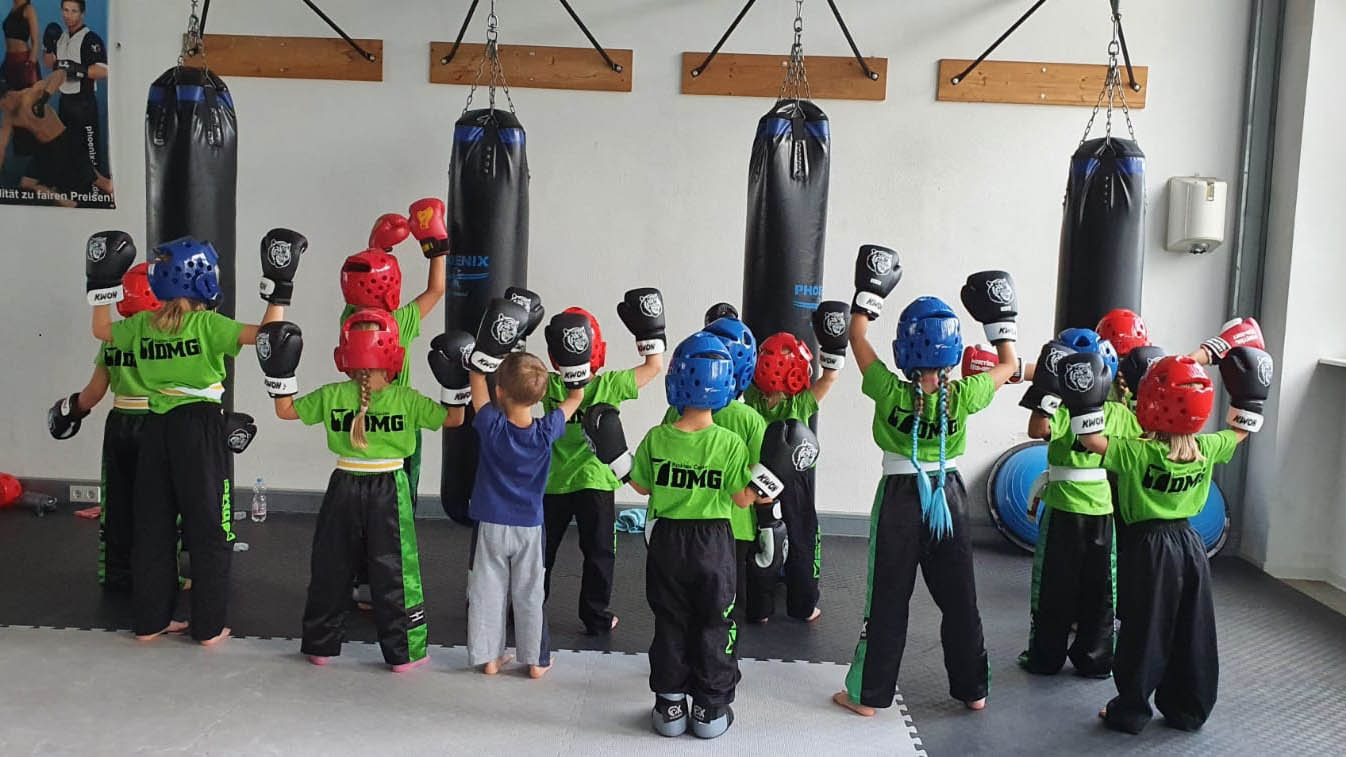 kinderkickboxen-ab-3-jahren-kickbox-center-dmg-schorndorf