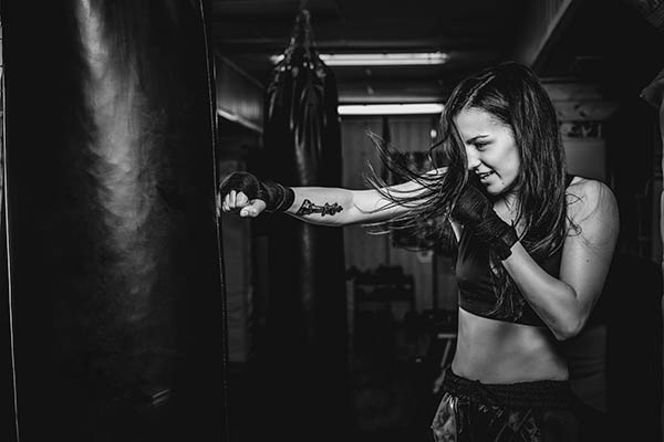 sommer-angebot-kickboxen-frauen-fitnessboxen-dmg-schorndorf-waiblingen-winterbach-fellbach-urbach-rudersberg-welzheim-lorch-web